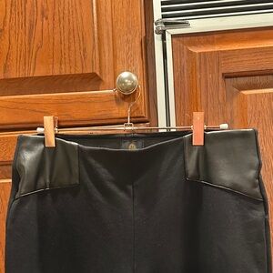 NWOT. JM Collection Black Ponte‎ Pants with Leather Details MP